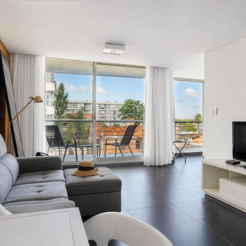 habitacion-suite-costa-colonia